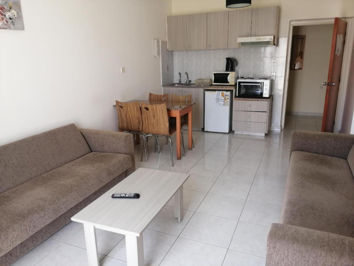 Tasiana Star Limassol Exteriör bild