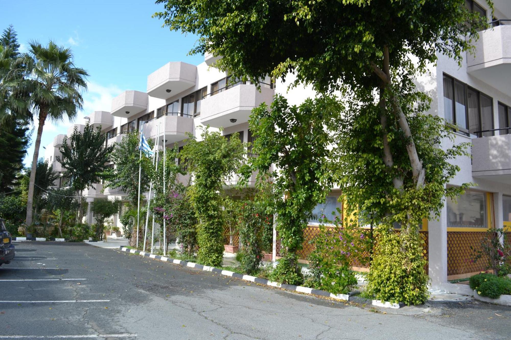Tasiana Star Limassol Exteriör bild