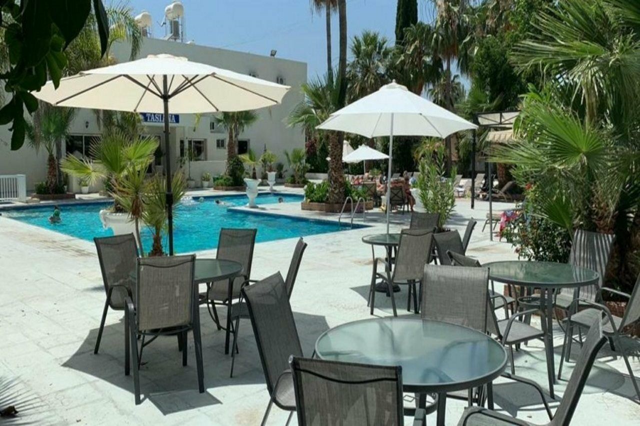 Tasiana Star Limassol Exteriör bild